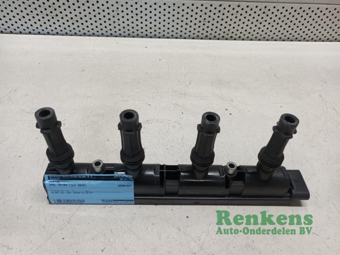 Gebruikte Bobine Opel Astra J Sports Tourer (PD8/PE8/PF8) 1.4 Turbo 16V ecoFLEX 120 Prijs € 40,00 Margeregeling aangeboden door Renkens Auto-Onderdelen B.V.