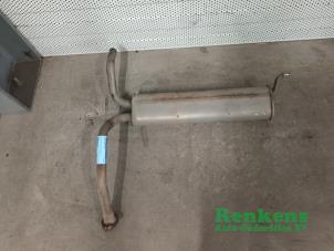 Gebruikte Uitlaat Einddemper Peugeot 108 1.0 12V Prijs € 40,00 Margeregeling aangeboden door Renkens Auto-Onderdelen B.V.