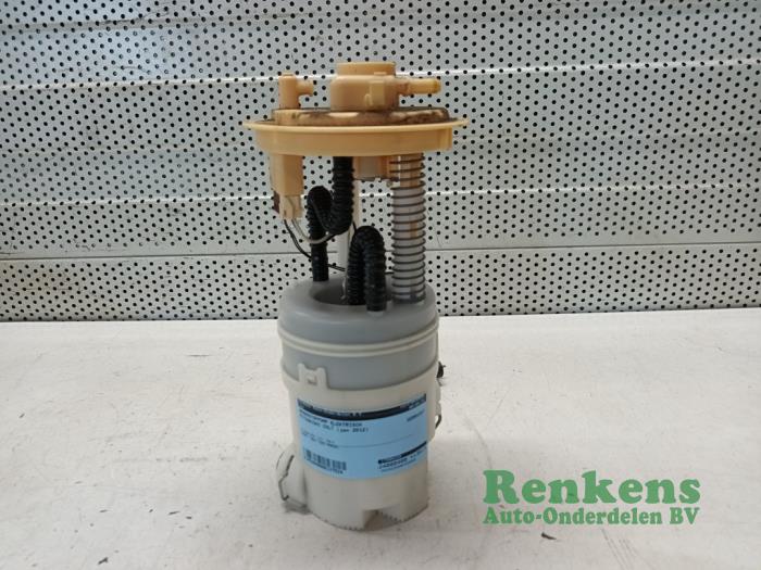 Gebruikte Tank element Pomp Mitsubishi Colt (Z2/Z3) 1.3 16V Prijs € 35,00 Margeregeling aangeboden door Renkens Auto-Onderdelen B.V.