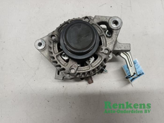 Gebruikte Dynamo Toyota Yaris III (P13) 1.33 16V Dual VVT-I Prijs € 65,00 Margeregeling aangeboden door Renkens Auto-Onderdelen B.V.