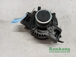 Gebruikte Dynamo Toyota Avensis Wagon (T27) 2.2 16V D-4D-F 180 Prijs € 60,00 Margeregeling aangeboden door Renkens Auto-Onderdelen B.V.