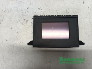 Gebruikte Display Interieur Opel Corsa D 1.4 16V Twinport Prijs € 30,00 Margeregeling aangeboden door Renkens Auto-Onderdelen B.V.