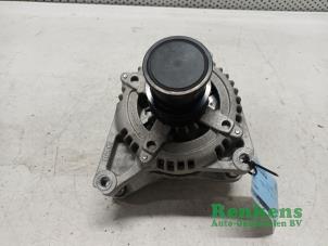 Gebruikte Dynamo Ford Fiesta 7 1.0 EcoBoost 12V Prijs € 100,00 Margeregeling aangeboden door Renkens Auto-Onderdelen B.V.