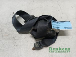 Gebruikte Veiligheidsgordel rechts-achter Nissan NV 200 Evalia (M20M) 1.5 dCi 110 Prijs € 60,00 Margeregeling aangeboden door Renkens Auto-Onderdelen B.V.