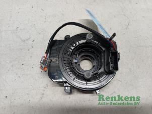 Gebruikte Airbagring Kia Stonic (YB) 1.0i T-GDi 12V Prijs € 110,00 Margeregeling aangeboden door Renkens Auto-Onderdelen B.V.