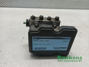 Gebruikte ABS Pomp Renault Twingo III (AH) 1.0 SCe 70 12V Prijs € 75,00 Margeregeling aangeboden door Renkens Auto-Onderdelen B.V.