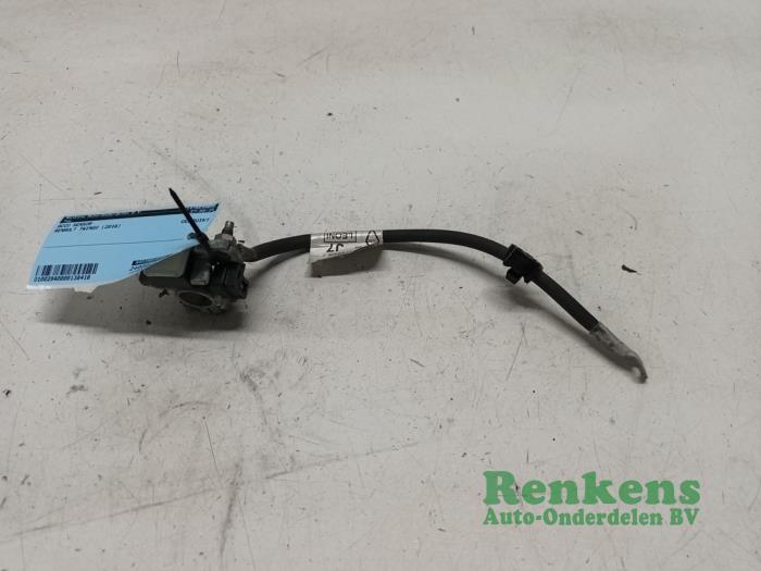Gebruikte Accu sensor Renault Twingo III (AH) 1.0 SCe 70 12V Prijs € 75,00 Margeregeling aangeboden door Renkens Auto-Onderdelen B.V.