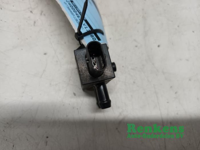 Brandstofdruk sensor van een Citroën C4 Spacetourer (3D/3E) 1.2 12V PureTech 130 2020