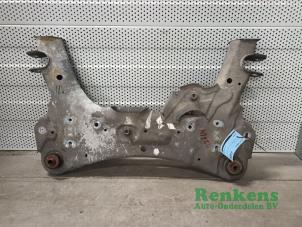 Gebruikte Subframe Renault Kangoo/Grand Kangoo (KW) 1.6 Prijs € 50,00 Margeregeling aangeboden door Renkens Auto-Onderdelen B.V.