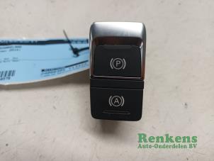 Gebruikte Handrem schakelaar Audi A6 Avant (C7) 2.0 TFSI 16V Prijs € 20,00 Margeregeling aangeboden door Renkens Auto-Onderdelen B.V.