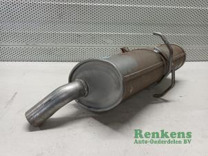 Gebruikte Uitlaat Einddemper Peugeot Partner Combispace 2.0 HDI 16V VTC Prijs € 30,00 Margeregeling aangeboden door Renkens Auto-Onderdelen B.V.