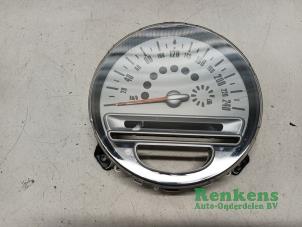 Gebruikte Kilometerteller KM Mini Mini (R56) 1.4 16V One Prijs € 65,00 Margeregeling aangeboden door Renkens Auto-Onderdelen B.V.