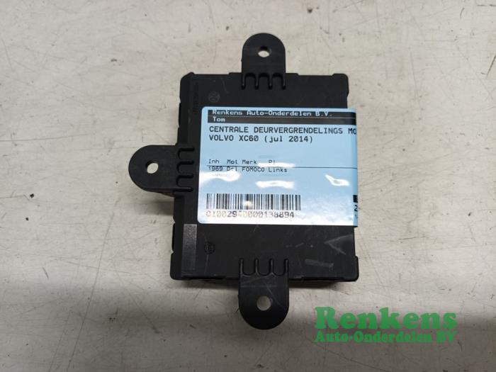 Gebruikte Module Centrale Deurvergrendeling Volvo XC60 I (DZ) 2.0 D4 16V Prijs € 25,00 Margeregeling aangeboden door Renkens Auto-Onderdelen B.V.