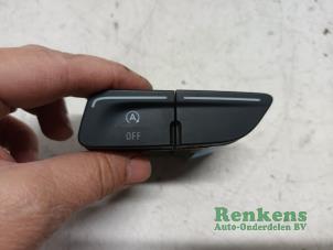 Gebruikte Schakelaar Ford Transit Connect (PJ2) 1.5 EcoBlue Prijs € 30,25 Inclusief btw aangeboden door Renkens Auto-Onderdelen B.V.