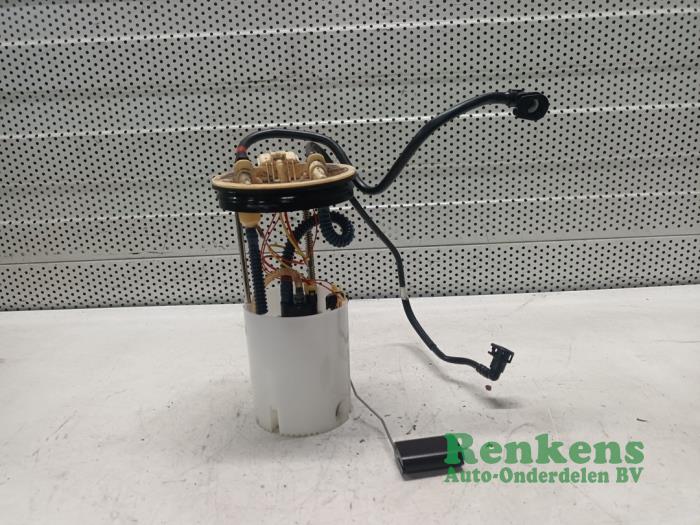 Gebruikte Tank element Pomp Ford Transit Connect (PJ2) 1.5 EcoBlue Prijs € 90,75 Inclusief btw aangeboden door Renkens Auto-Onderdelen B.V.