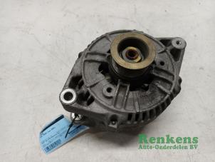 Gebruikte Dynamo Opel Omega B Caravan (21/22/23) 2.2 16V Prijs € 30,00 Margeregeling aangeboden door Renkens Auto-Onderdelen B.V.