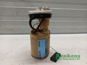 Gebruikte Benzinepomp Volkswagen Lupo (6X1) 1.4 60 Prijs € 30,00 Margeregeling aangeboden door Renkens Auto-Onderdelen B.V.