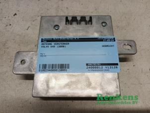 Gebruikte Antenne Versterker Volvo S40 (MS) 2.4 20V Prijs € 35,00 Margeregeling aangeboden door Renkens Auto-Onderdelen B.V.