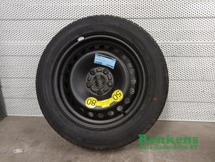 Gebruikte Reservewiel Ford Mondeo IV Wagon 1.6 EcoBoost 16V Prijs € 70,00 Margeregeling aangeboden door Renkens Auto-Onderdelen B.V.