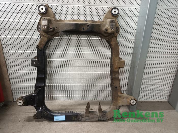 Gebruikte Subframe Opel Vectra C 1.8 16V Prijs € 75,00 Margeregeling aangeboden door Renkens Auto-Onderdelen B.V.