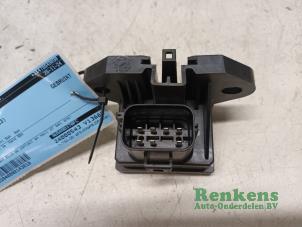 Gebruikte Module brandstof ADM Ford C-Max (DXA) 1.0 Ti-VCT EcoBoost 12V 125 Prijs € 20,00 Margeregeling aangeboden door Renkens Auto-Onderdelen B.V.