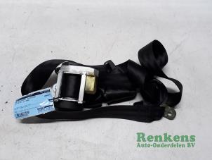 Gebruikte Veiligheidsgordel rechts-voor Seat Altea (5P1) 2.0 FSI 16V Prijs € 35,00 Margeregeling aangeboden door Renkens Auto-Onderdelen B.V.