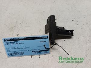 Gebruikte Luchtmassameter Mazda 323 Fastbreak (BJ14) 1.6 16V Prijs € 20,00 Margeregeling aangeboden door Renkens Auto-Onderdelen B.V.