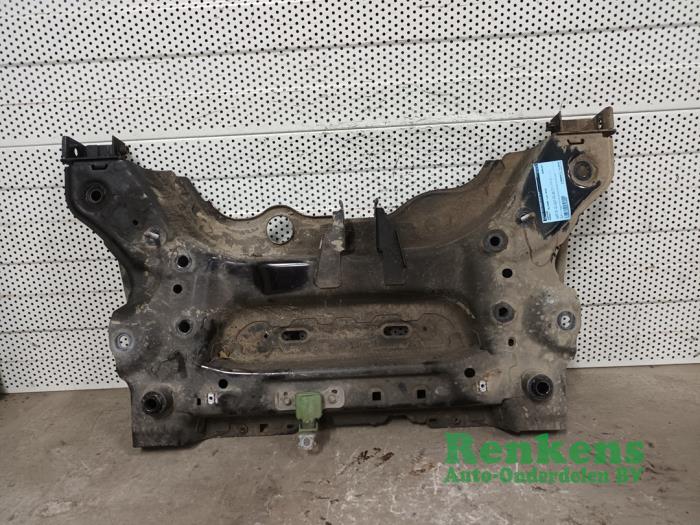 Gebruikte Subframe Renault Talisman (RFDL) 1.5 dCi 110 Prijs € 175,00 Margeregeling aangeboden door Renkens Auto-Onderdelen B.V.