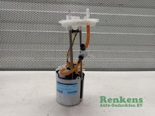 Gebruikte Benzinepomp Landrover Range Rover Sport (L1) 3.0 V6 P460e Prijs op aanvraag aangeboden door Renkens Auto-Onderdelen B.V.