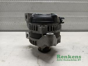 Gebruikte Dynamo Volvo V50 (MW) 2.4 20V Prijs op aanvraag aangeboden door Renkens Auto-Onderdelen B.V.