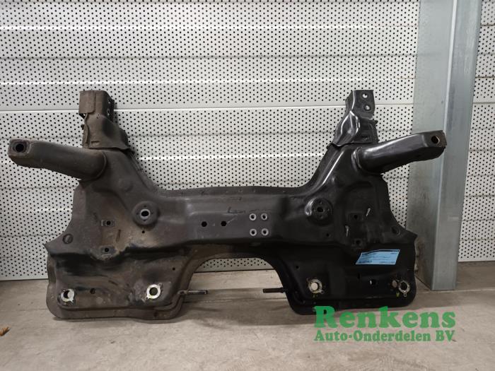 Gebruikte Subframe Opel Corsa E 1.3 CDTi 16V ecoFLEX Prijs € 75,00 Margeregeling aangeboden door Renkens Auto-Onderdelen B.V.