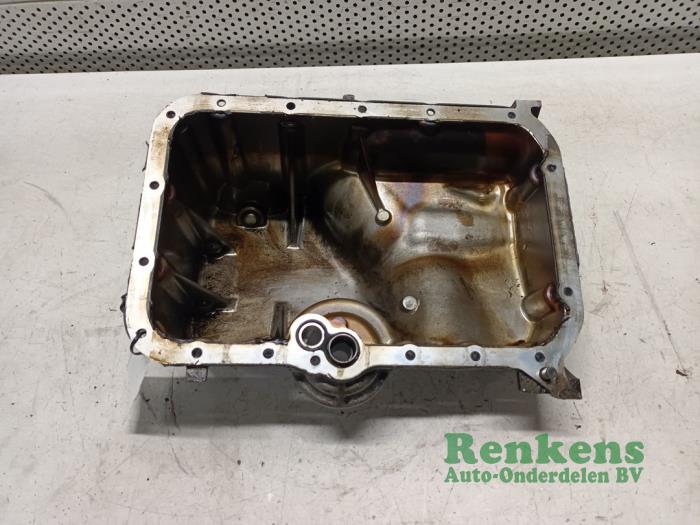 Gebruikte Carterpan Suzuki Splash 1.0 12V Prijs € 35,00 Margeregeling aangeboden door Renkens Auto-Onderdelen B.V.