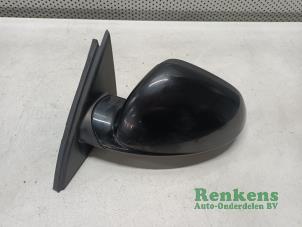 Gebruikte Spiegel Buiten links Opel Insignia 1.6 Turbo 16V Ecotec Prijs op aanvraag aangeboden door Renkens Auto-Onderdelen B.V.
