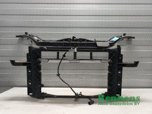 Gebruikte Voorfront Ford Fusion 1.6 16V Prijs op aanvraag aangeboden door Renkens Auto-Onderdelen B.V.