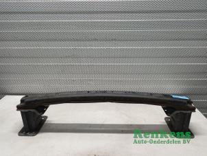 Gebruikte Bumperframe voor Ford Fusion 1.6 16V Prijs op aanvraag aangeboden door Renkens Auto-Onderdelen B.V.