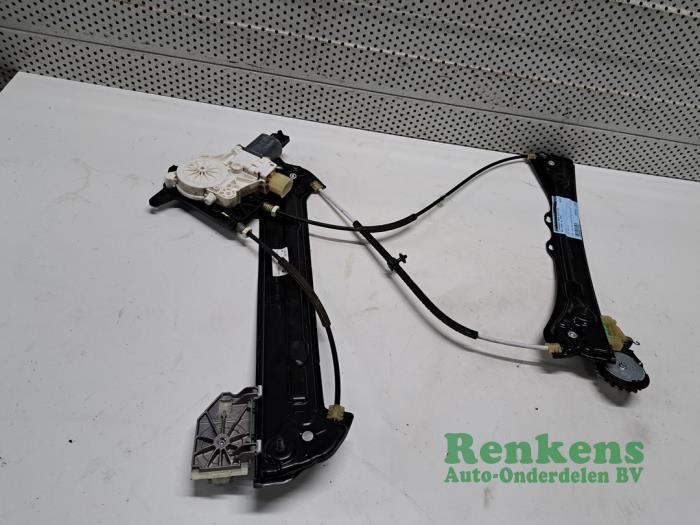Ruitmechaniek 4Deurs rechts-voor van een BMW 4 serie Gran Coupe (F36) 418i 1.5 TwinPower Turbo 12V 2018