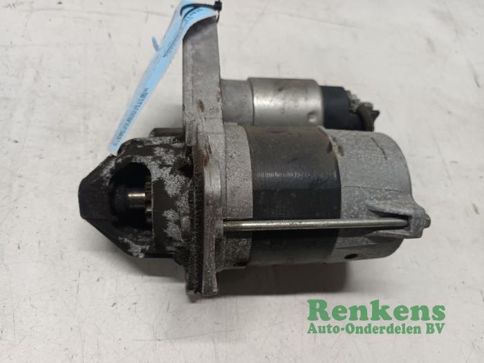 Gebruikte Startmotor Renault Grand Scénic III (JZ) 1.2 16V TCe 115 Prijs € 30,00 Margeregeling aangeboden door Renkens Auto-Onderdelen B.V.