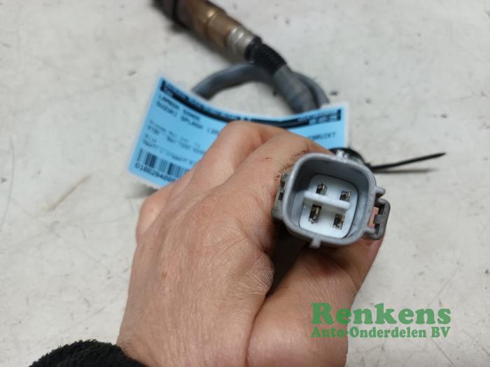 Lambda Sonde van een Suzuki Splash 1.2 VVT 16V 2014