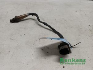 Gebruikte Lambda Sonde Peugeot Partner (GC/GF/GG/GJ/GK) 1.6 HDI 75 Phase 1 Prijs € 20,00 Margeregeling aangeboden door Renkens Auto-Onderdelen B.V.