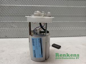 Gebruikte Benzinepomp Ford Focus 3 Wagon 1.0 Ti-VCT EcoBoost 12V 125 Prijs € 60,00 Margeregeling aangeboden door Renkens Auto-Onderdelen B.V.