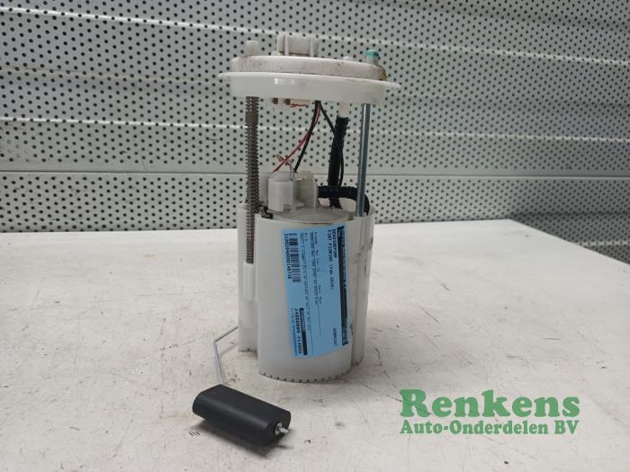 Gebruikte Benzinepomp Fiat Fiorino (225) 1.4 Prijs € 50,00 Margeregeling aangeboden door Renkens Auto-Onderdelen B.V.