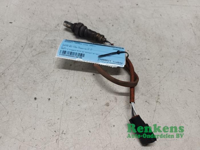 Gebruikte Lambda Sonde Renault Twingo II (CN) 1.2 16V Prijs € 20,00 Margeregeling aangeboden door Renkens Auto-Onderdelen B.V.