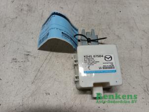Gebruikte Module keyless vehicle Mazda 6 SportBreak (GJ/GH/GL) 2.0 SkyActiv-G 165 16V Prijs € 40,00 Margeregeling aangeboden door Renkens Auto-Onderdelen B.V.