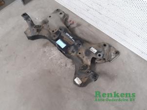 Subframe van een Kia Rio III (UB) 1.1 CRDi VGT 12V 2012