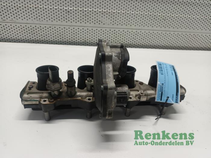 Gebruikte Wervelklep Volkswagen Eos (1F7/F8) 2.0 FSI 16V Prijs € 50,00 Margeregeling aangeboden door Renkens Auto-Onderdelen B.V.