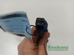 Lambda Sonde van een Opel Insignia Sports Tourer 2.0 Turbo 16V 4x4 Ecotec 2010