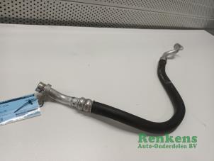 Gebruikte Airco Leiding Renault Kadjar (RFEH) 1.3 TCE 160 FAP 16V Prijs € 50,00 Margeregeling aangeboden door Renkens Auto-Onderdelen B.V.