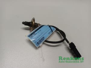 Gebruikte Lambda Sonde Renault Kadjar (RFEH) 1.3 TCE 160 FAP 16V Prijs € 35,00 Margeregeling aangeboden door Renkens Auto-Onderdelen B.V.