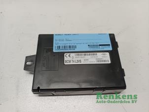 Gebruikte Comfort Module Renault Twingo III (AH) 1.0 SCe 70 12V Prijs € 65,00 Margeregeling aangeboden door Renkens Auto-Onderdelen B.V.