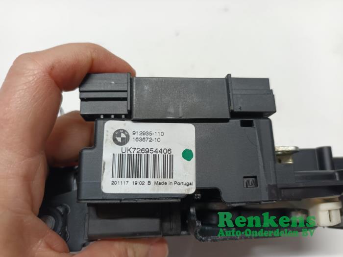 Slotmechaniek Achterklep van een BMW 4 serie Gran Coupe (F36) 418i 1.5 TwinPower Turbo 12V 2018